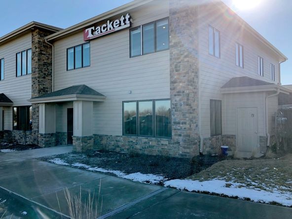 9829 S 168th Avenue Suite D, Omaha, NE 68136